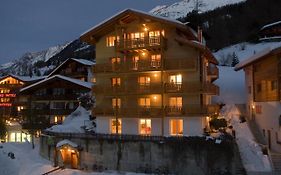 Basecamp Apartments